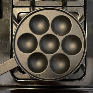Cast Iron Egg Pan